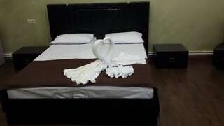 Отель Best View Hotel Ереван Улучшенный двухместный номер с 1 кроватью-2