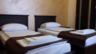 Отель Best View Hotel Ереван Классический двухместный номер с 2 отдельными кроватями-1